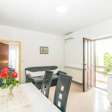 Affittacamere Valentic 1304 3*